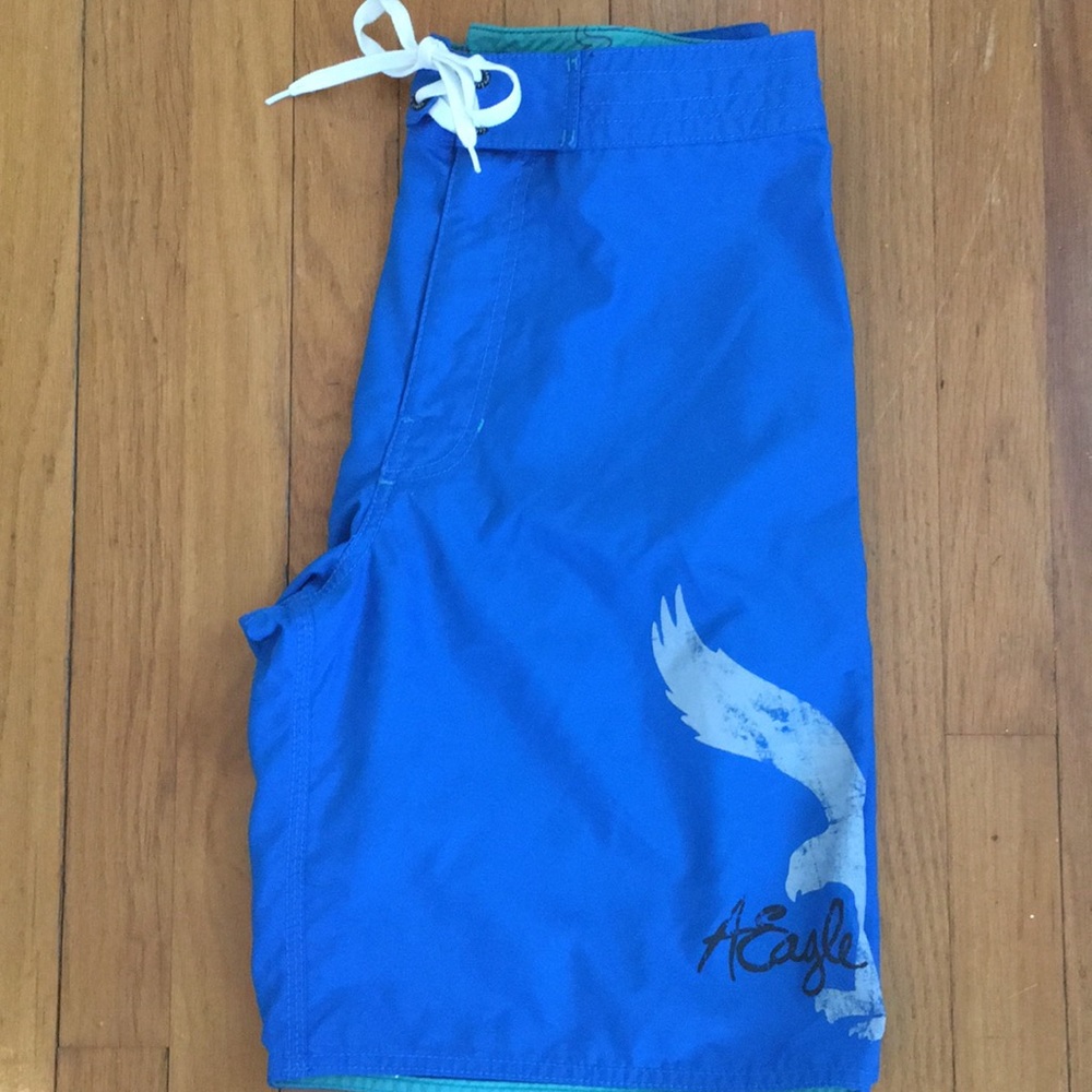 American eagle men’s swim trunks